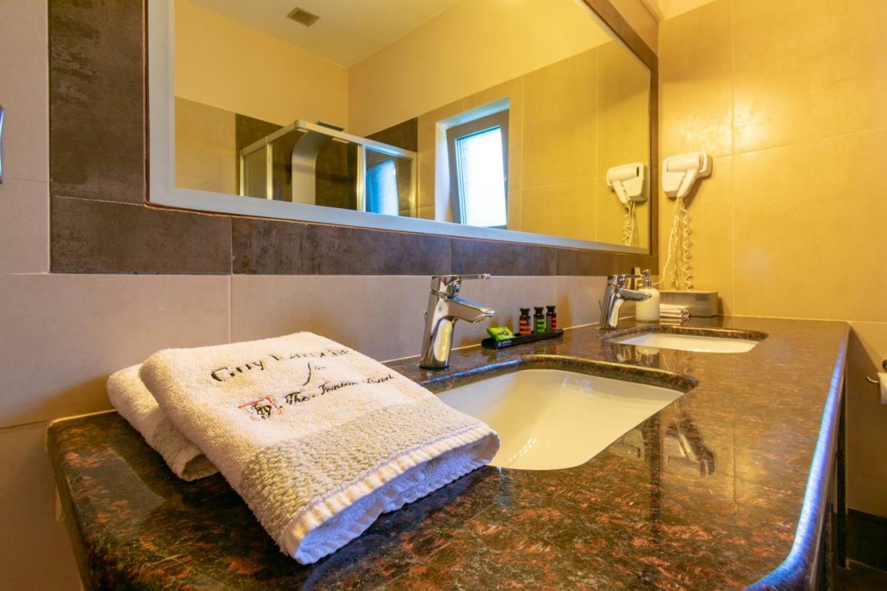 Ionian Pearl Luxury Spa Villa Mesongí Buitenkant foto