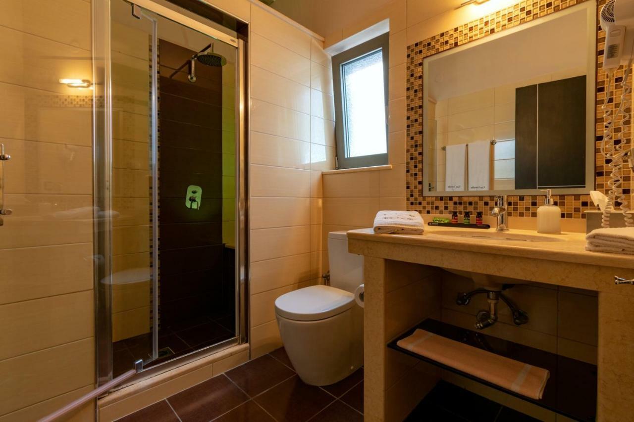 Ionian Pearl Luxury Spa Villa Mesongí Buitenkant foto